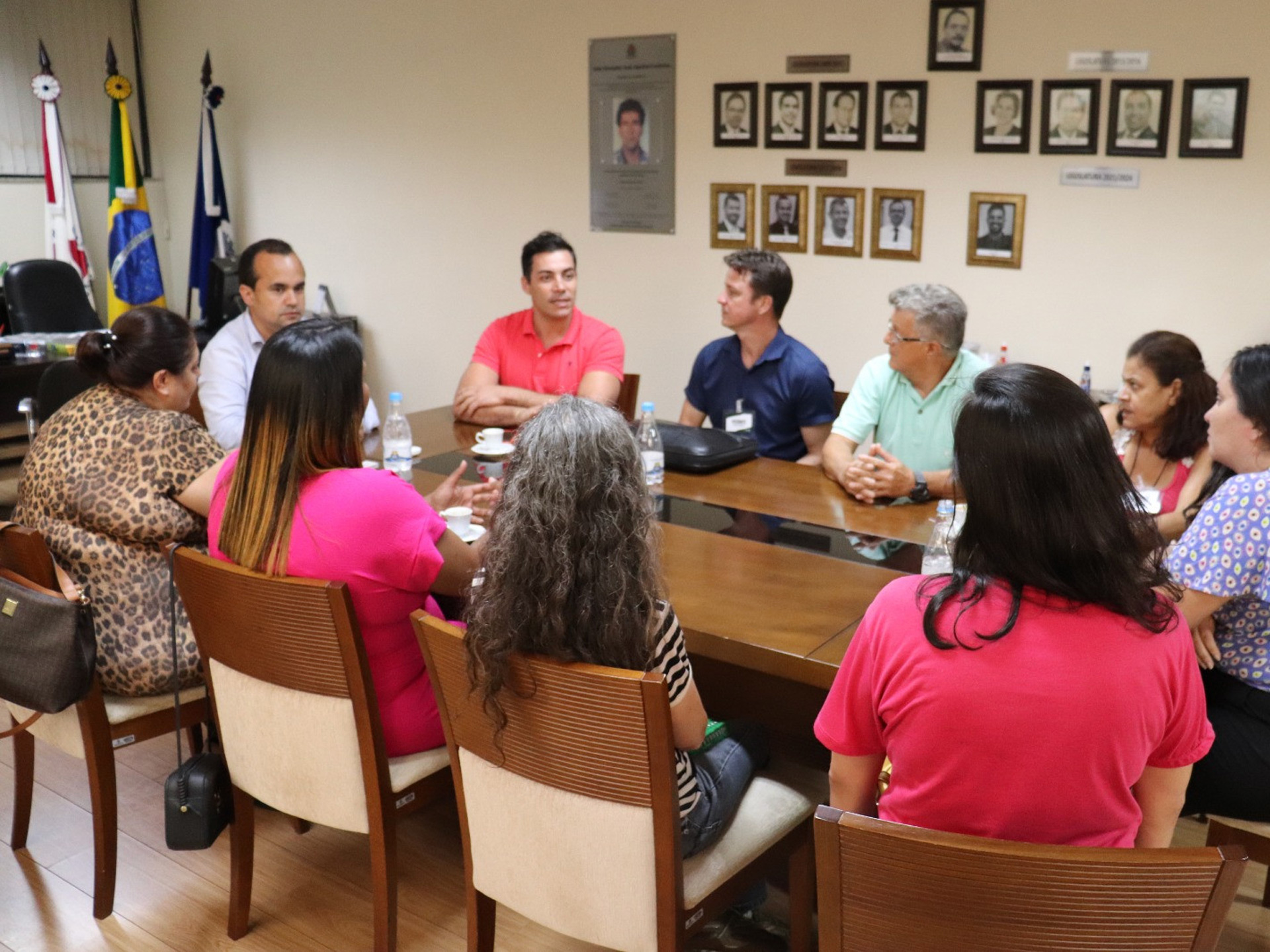 Apoio à Saúde Mental: Presidente Leandro Morais e Vereador Miguel Tomatinho Recebem Representantes da Assampa