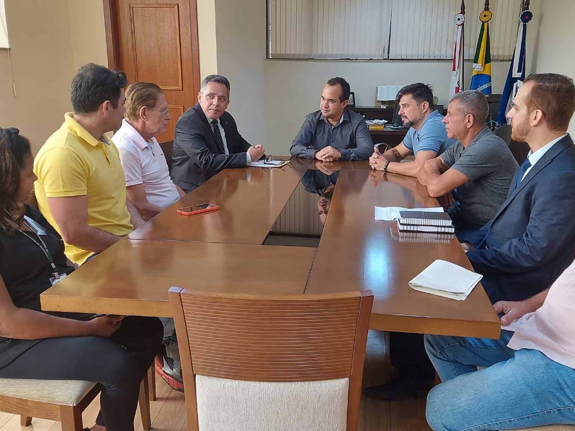 Parceria entre Receita Federal e Câmara Municipal é liderada pelo Presidente Leandro Morais